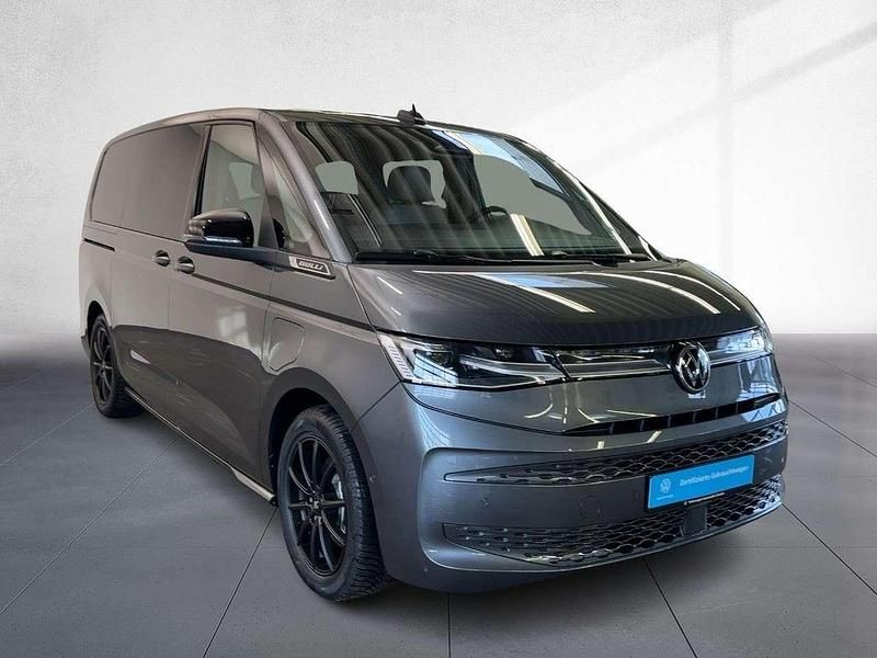 Gebraucht VW Multivan Goal 177 PS (130 kW) 2025 Indiumgrau metallic Van