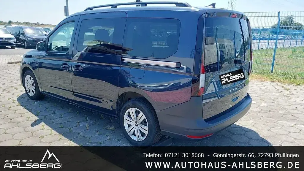 Gebraucht VW Caddy 122 PS (89 kW) 2022 Starlight blue Van / Kleinbus