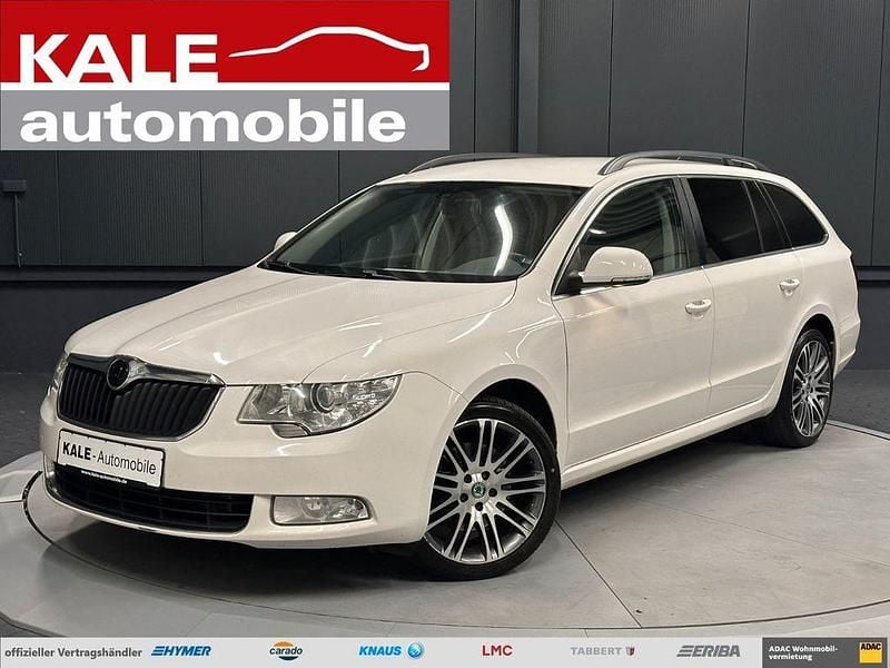 Candyweiss Gebraucht 2013 Skoda Superb Family Kombi | 4.991 € (Superpreis) - Bild 1/4