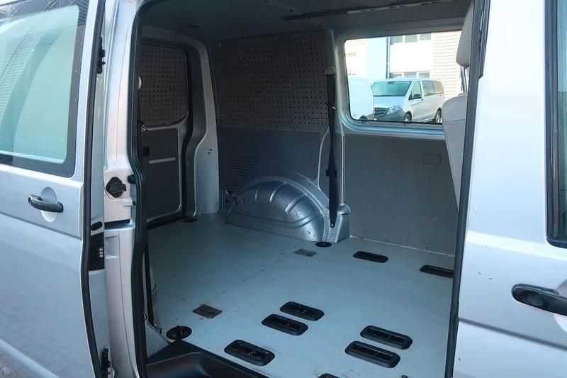 Używany VW Transporter 140 KM (102 kW) 2012 Srebrny Van