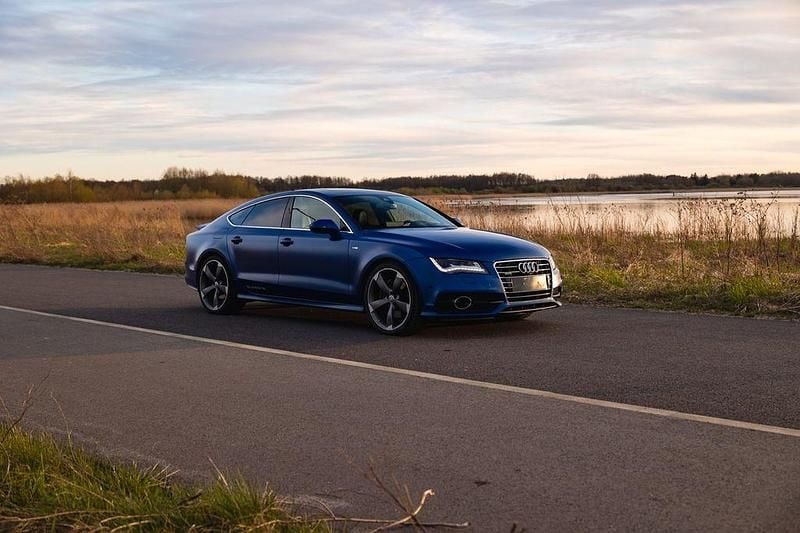 Blau Gebraucht 2014 Audi A7 Exclusive Kleinwagen | 22.500 € (Fairer Preis) - Bild 1/4