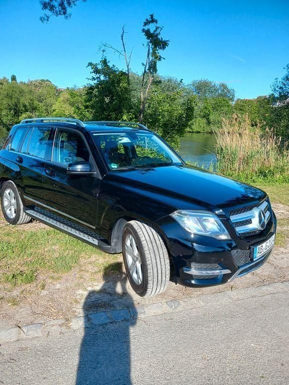 Schwarz Gebraucht 2014 Mercedes GLK220 SUV | 21.400 € (Etwas zu teuer) - Bild 1/4