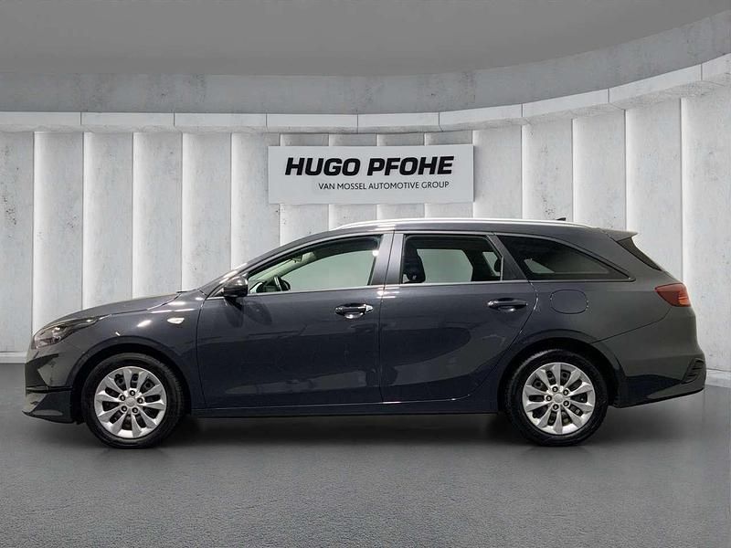 Gebraucht Kia Ceed 101 PS (74 kW) 2023 Grau Kleinwagen