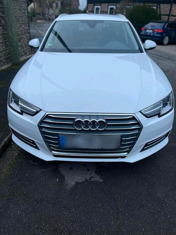Usata Audi A4 150 CV (110 kW) 2018 Bianco Station wagon