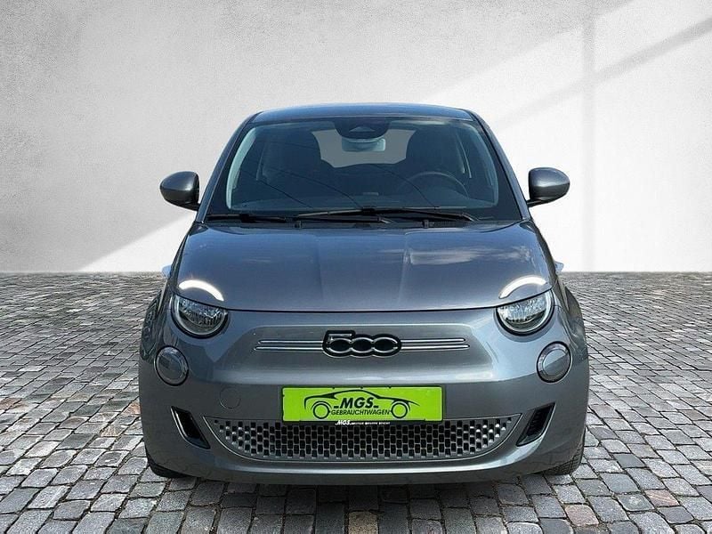 Gebraucht Fiat 500e Action 69 kW (95 PS) 2023 Grau Limousine