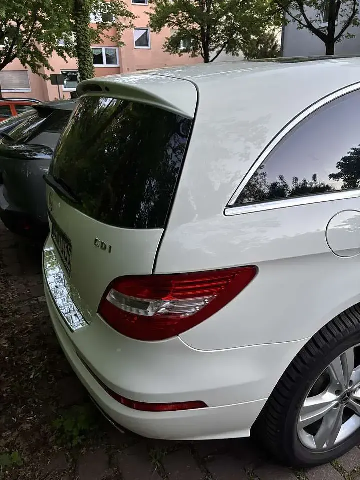 Gebraucht Mercedes R300 190 PS (139 kW) 2011 Van / Kleinbus