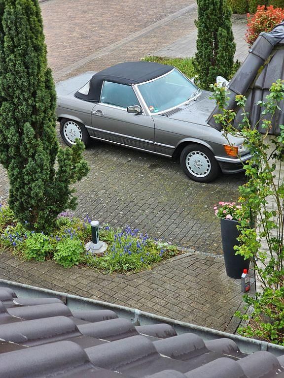 Gebraucht Mercedes SL300 179 PS (131 kW) 1988 Silber Cabrio