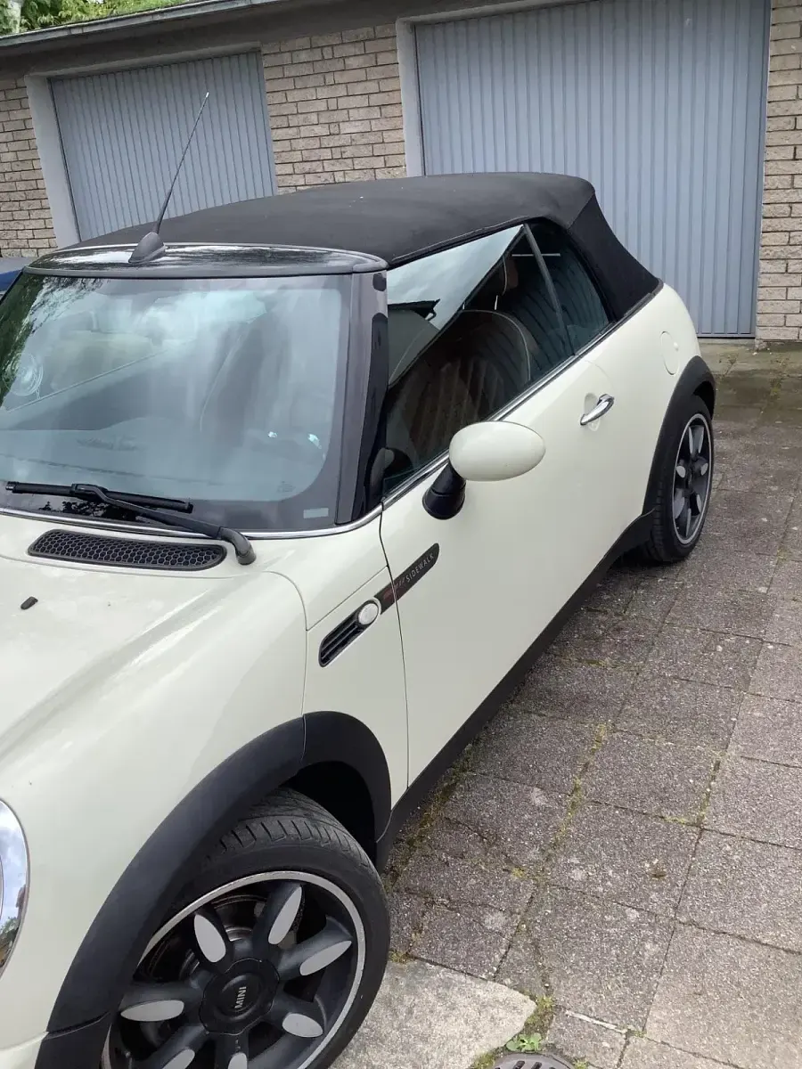 Gebraucht Mini Cooper Cabriolet 85 PS (62 kW) 2008 Weiß Cabrio