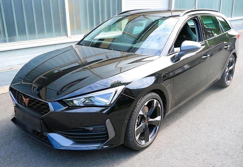 Schwarz Gebraucht 2024 Cupra Leon Kombi | 29.900 € (Fairer Preis) - Bild 1/4
