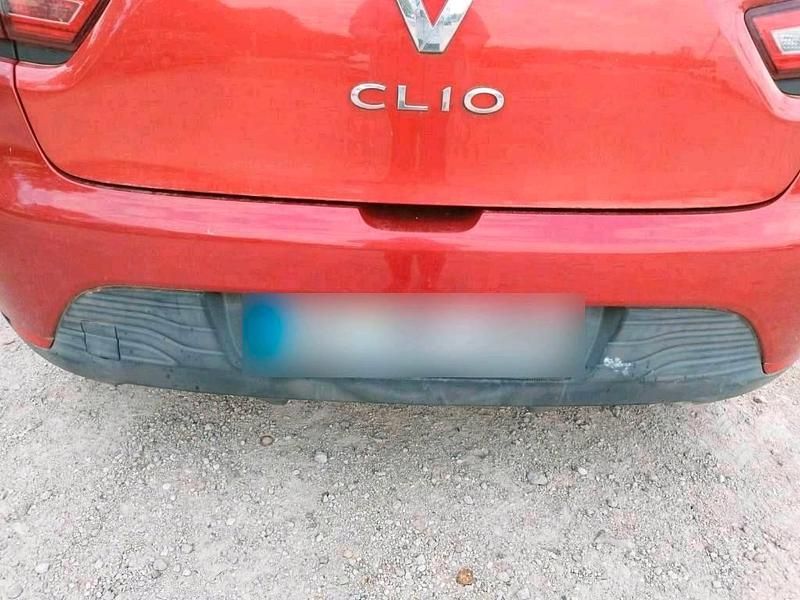 Gebraucht Renault Clio IV 73 PS (53 kW) 2014 Rot Kleinwagen