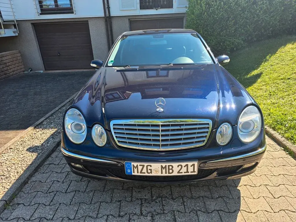 Gebraucht Mercedes E280 Elegance 231 PS (169 kW) 2005 Blau Limousine