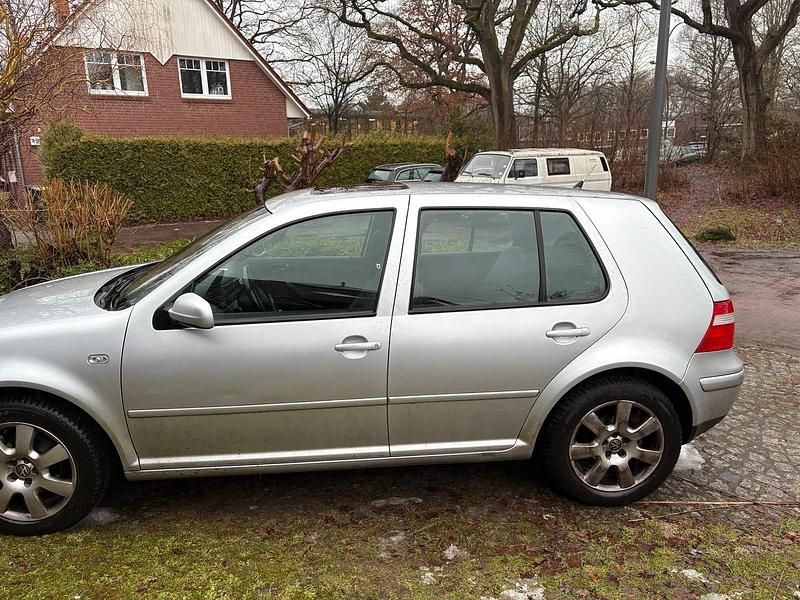 Gebraucht VW Golf IV 55 PS (40 kW) 2003 Silber Kleinwagen