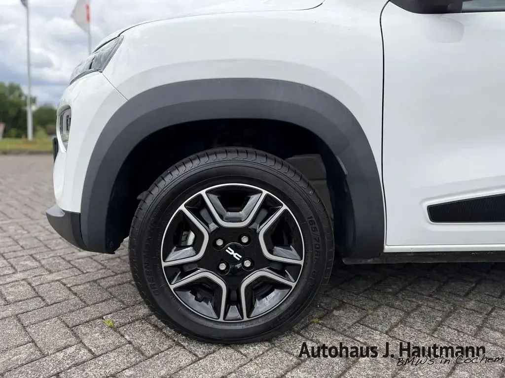 Gebraucht Dacia Spring Essentiel 33 kW (45 PS) 2022 Weiß Kleinwagen