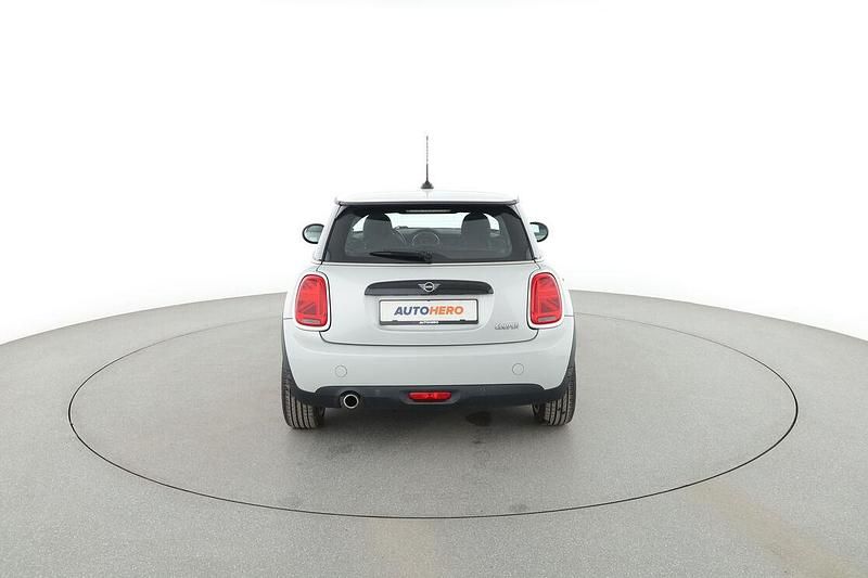 Usata Mini Cooper 136 CV (100 kW) 2018 Argento Utilitaria