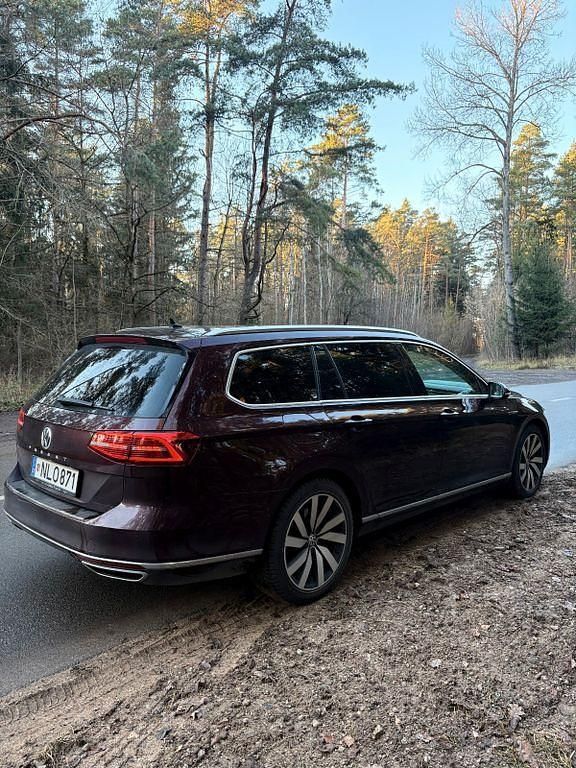 Gebraucht VW Passat Highline 239 PS (175 kW) 2017 Kombi