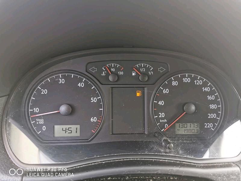 Gebraucht VW Polo 54 PS (39 kW) 2003 Schwarz Kleinwagen