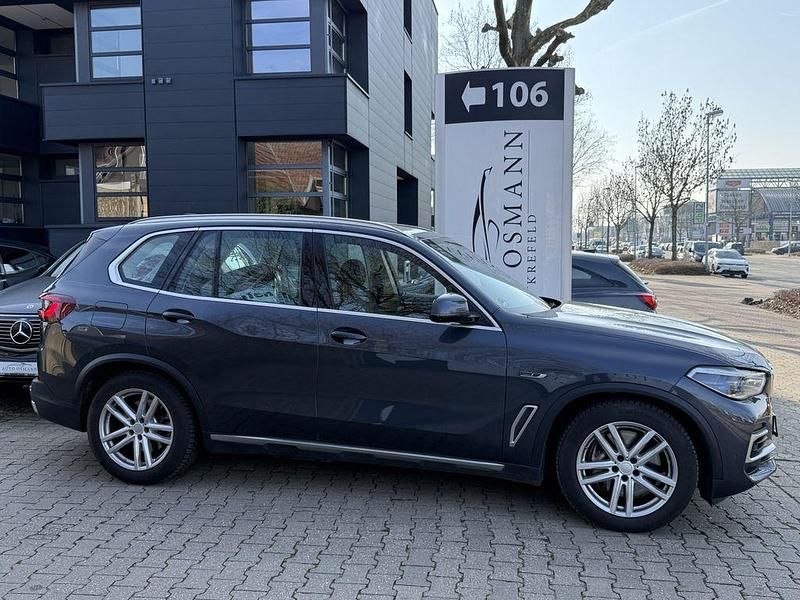 Gebraucht BMW X5 xLine 286 PS (210 kW) 2022 Arktikgrau brillanteffekt SUV