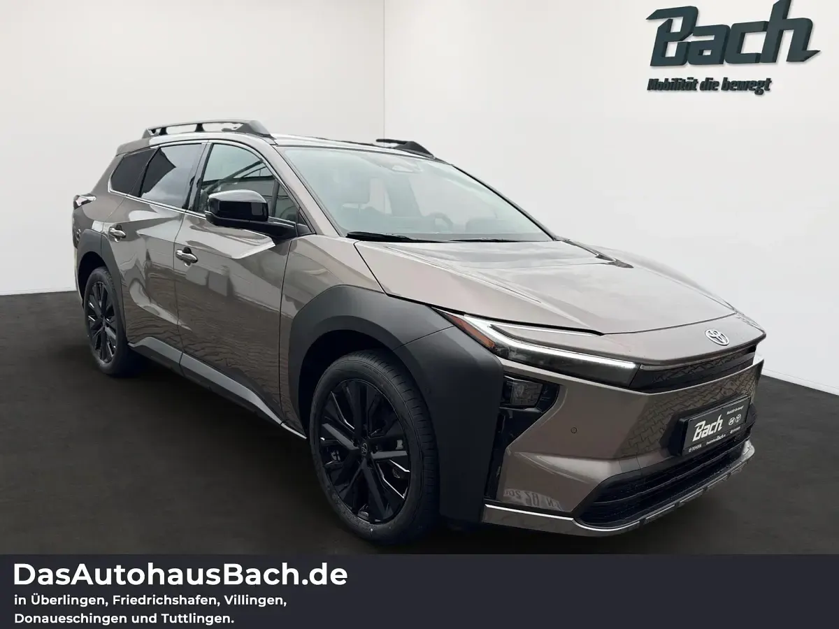 Gebraucht Toyota bZ4X Lounge 280 kW (381 PS) 2026 Brilliant bronze SUV
