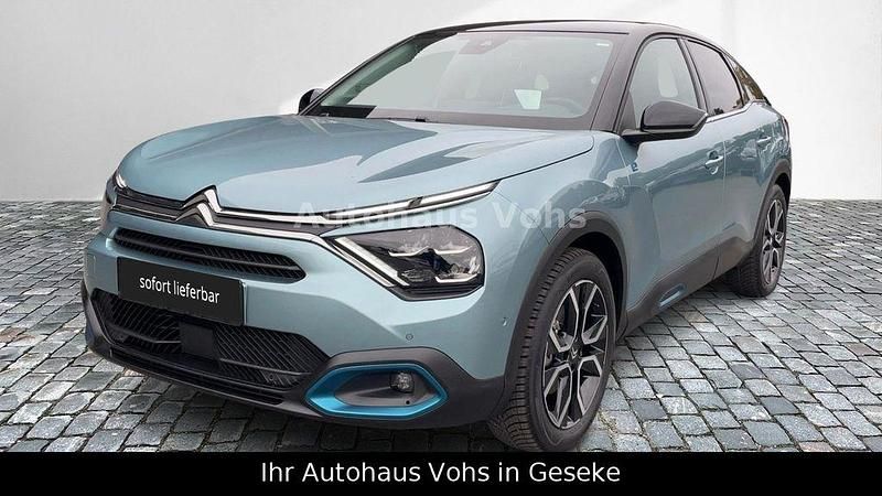 Blau Gebraucht 2023 Citroën e-C4 Shine Limousine | 20.470 € (Guter Preis) - Bild 1/3