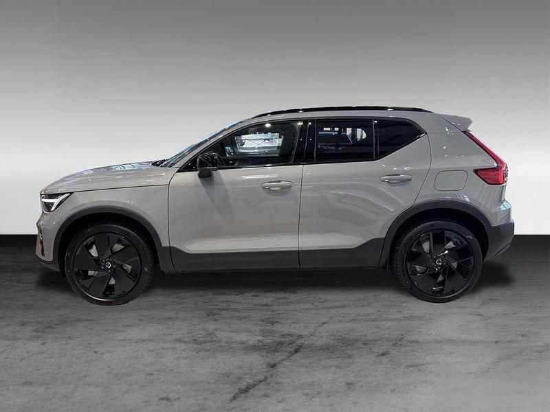 Neu Volvo EX40 Plus 300 kW (408 PS) 2026 Grau SUV