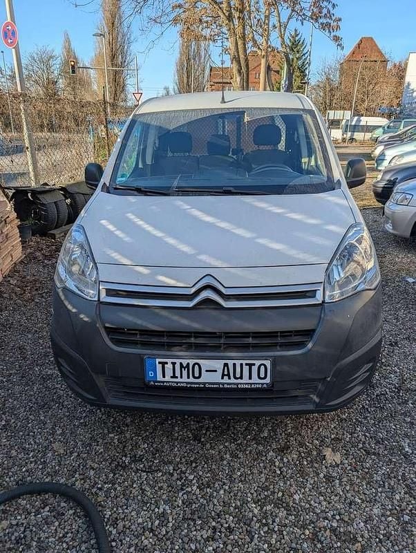 Gebraucht Citroën Berlingo 99 PS (72 kW) 2018 Weiß Van / Kleinbus
