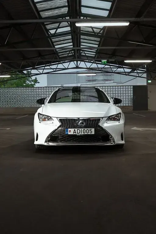 Second-hand Lexus RC300 Sport Line 260 CP (191 kW) 2018 Alb Coupe