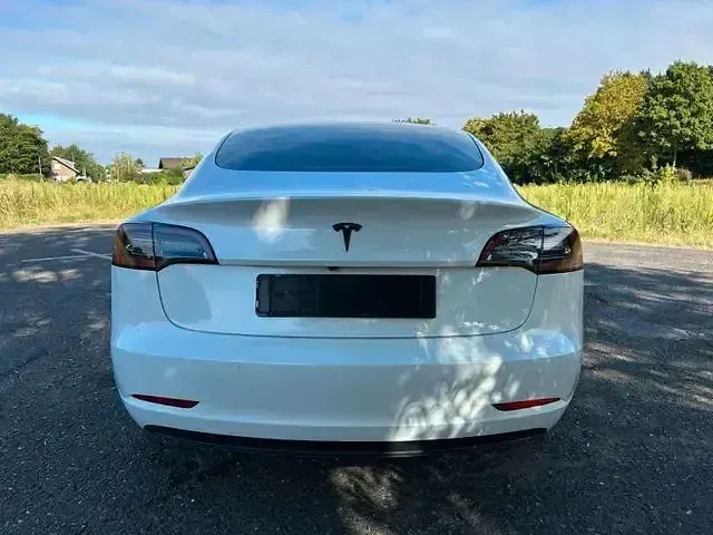 Gebraucht Tesla Model 3 Long Range AWD 324 kW (441 PS) 2022 Weiß Limousine