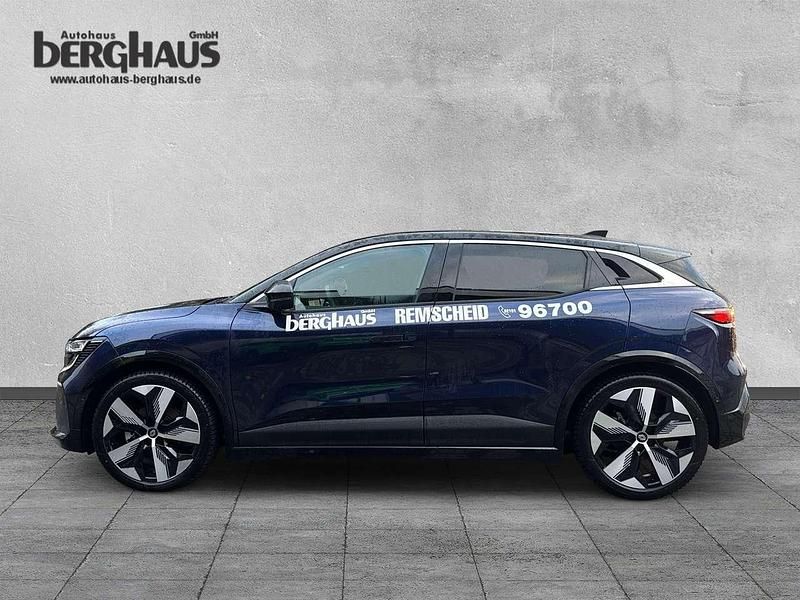 Gebraucht Renault Megane E-Tech Komfort 160 kW (218 PS) 2025 Nachtblau metallic/dach black Limousine