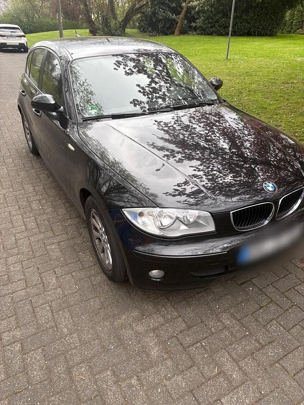 Gebraucht BMW 120 167 PS (122 kW) 2005 Schwarz Kleinwagen