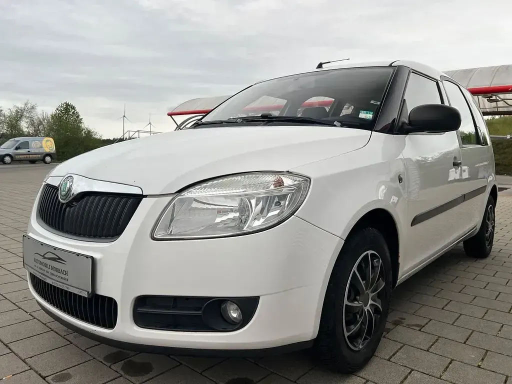 Gebraucht Skoda Roomster Plus Edition 69 PS (50 kW) 2009 Candyweiss Van / Kleinbus
