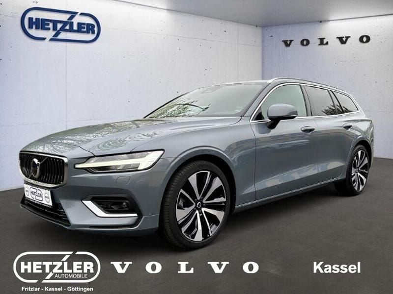 Grau Gebraucht 2023 Volvo V60 Plus Kombi | 37.850 € (Fairer Preis) - Bild 1/4