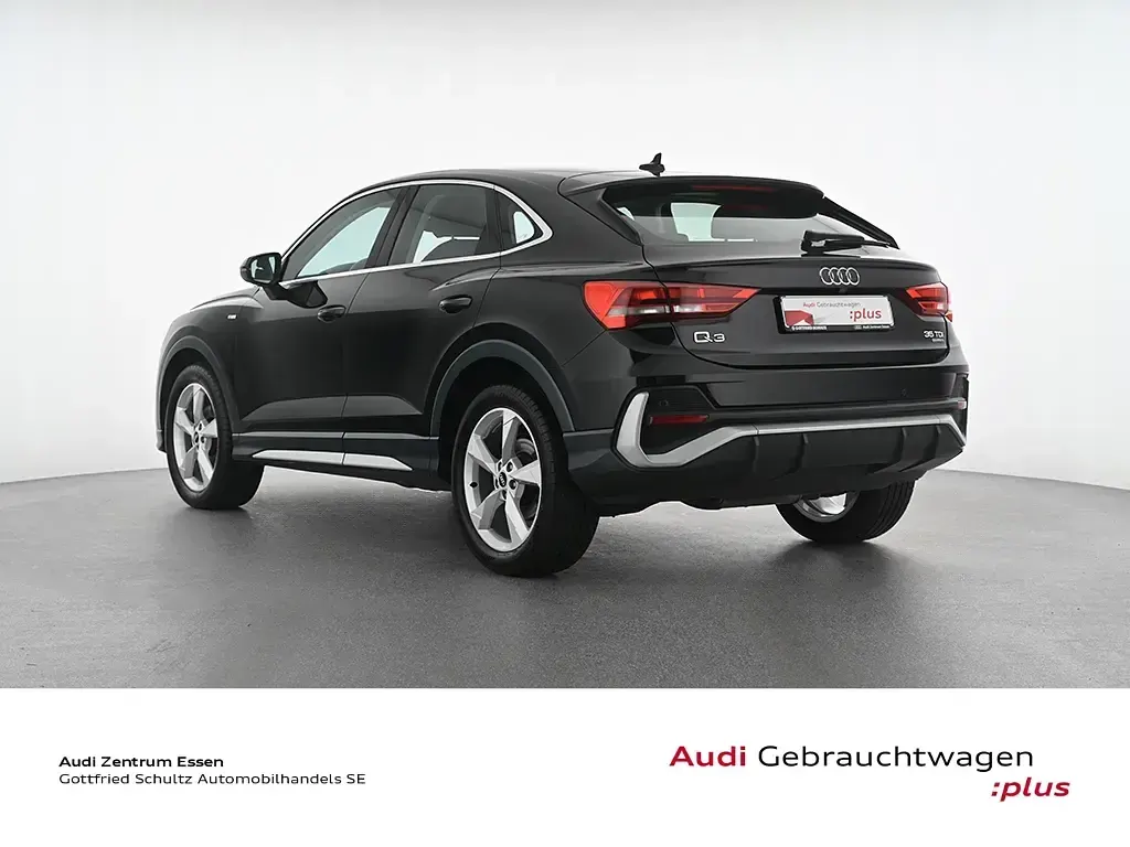 Gebraucht Audi Q3 Sportback S-Line 150 PS (110 kW) 2022 Schwarz SUV