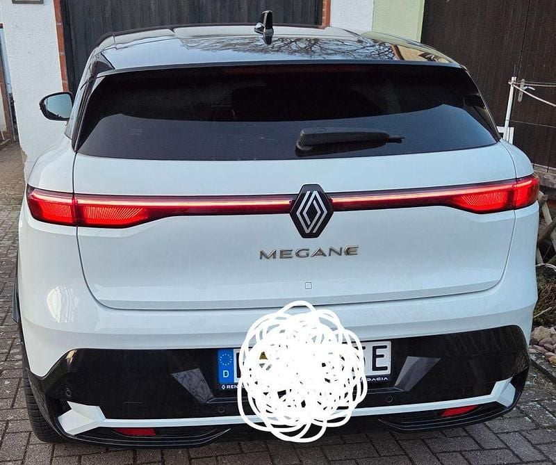 Gebraucht Renault Megane E-Tech Komfort 160 kW (218 PS) 2022 Weiß Limousine