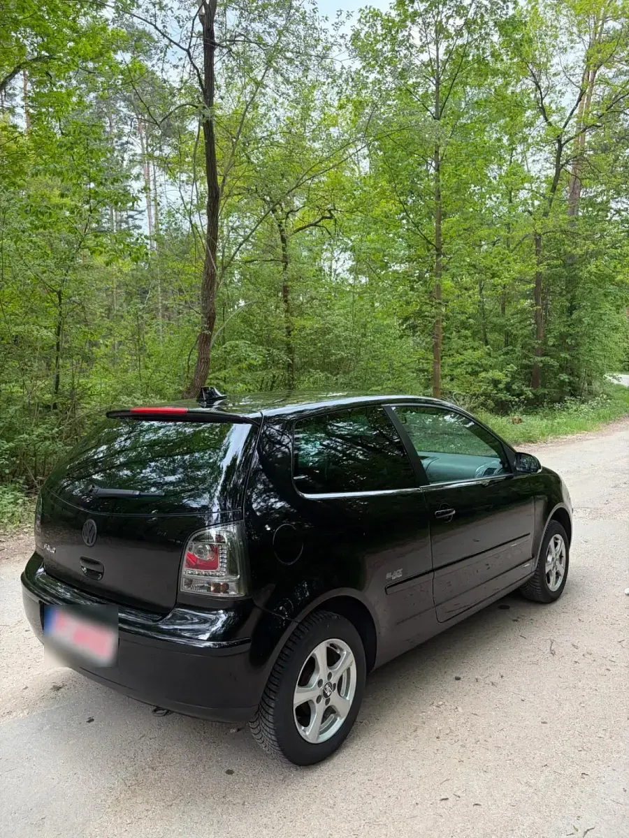 Gebraucht VW Polo 60 PS (44 kW) 2008 Schwarz Kleinwagen