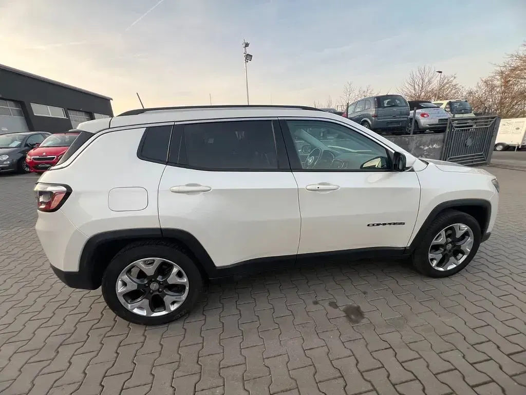 Gebraucht Jeep Compass Limited 140 PS (102 kW) 2018 Weiß SUV