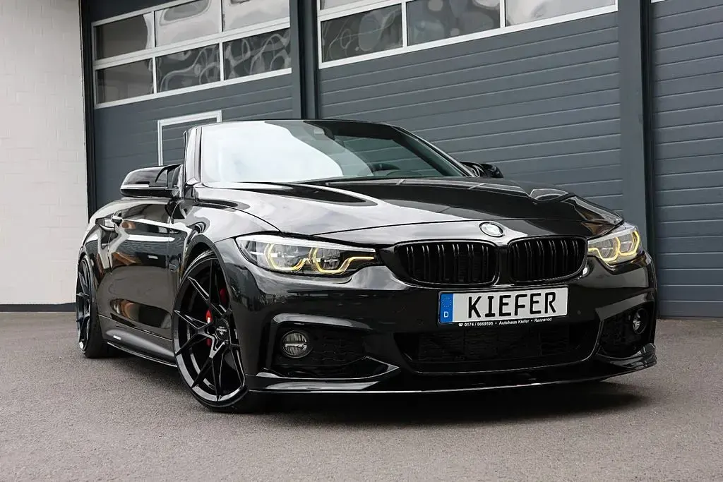 Gebraucht BMW 440 Performance 326 PS (239 kW) 2018 Saphirschwarz metallic Cabrio