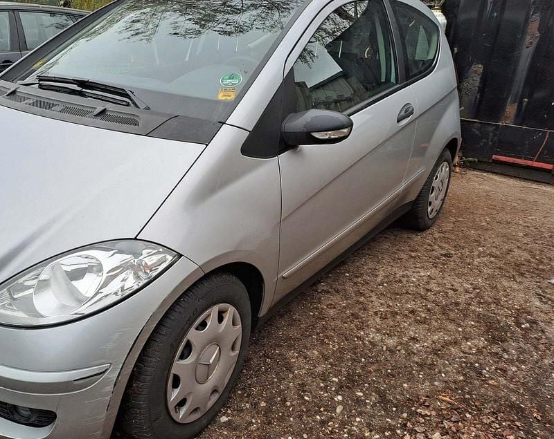 Gebraucht Mercedes A180 109 PS (80 kW) 2006 Silber Kleinwagen