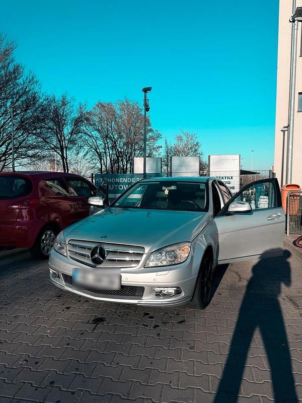Gebraucht Mercedes C220 170 PS (125 kW) 2007 Grau Limousine