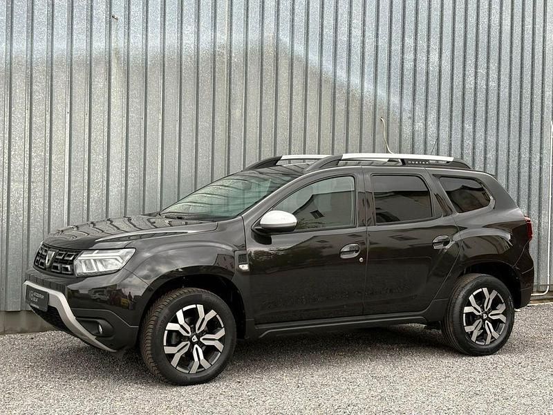 Schwarz Gebraucht 2022 Dacia Duster Prestige SUV | 17.800 € (Guter Preis) - Bild 1/4