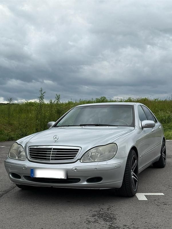 Silber Gebraucht 2001 Mercedes S320 Limousine | 5.400 € - Bild 1/4