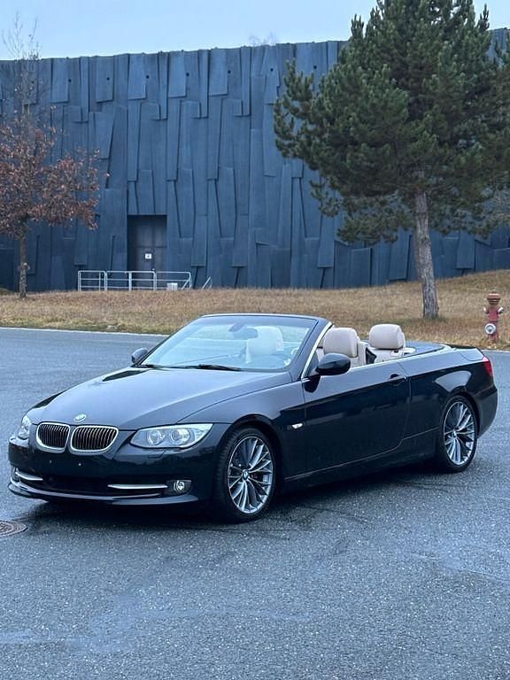 Gebraucht BMW 335 Cabriolet Performance 306 PS (225 kW) 2013 Schwarz Cabrio