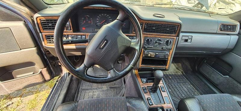 Blau Gebraucht 1995 Volvo 850 Limousine | 15.000 € - Bild 1/4