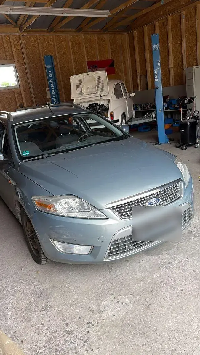 Gebraucht Ford Mondeo Titanium 140 PS (102 kW) 2007 Grau Kombi