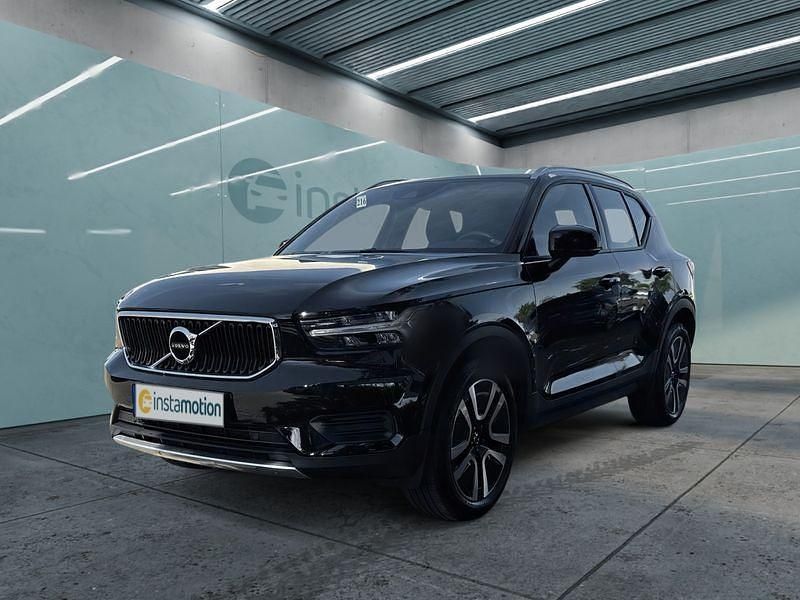 Schwarz Gebraucht 2022 Volvo XC40 SUV | 27.999 € (Superpreis) - Bild 1/4