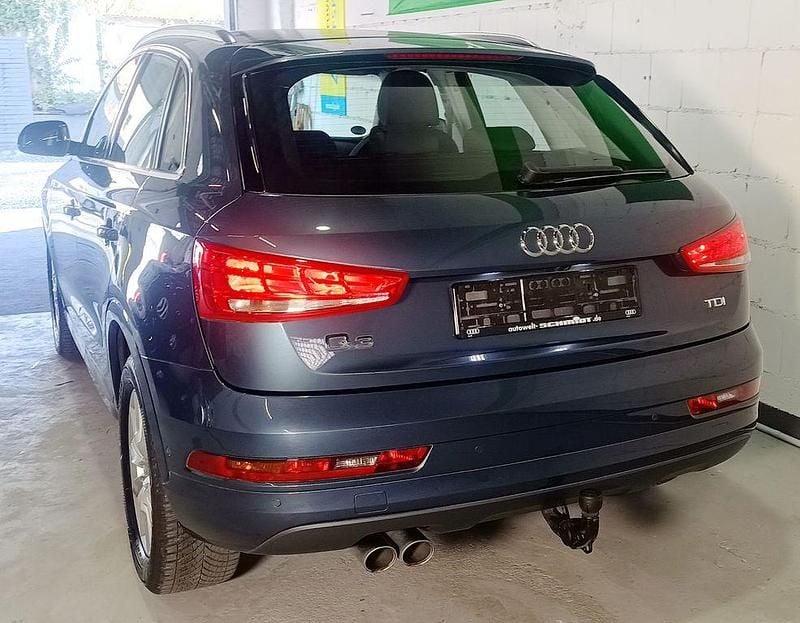 Gebraucht Audi Q3 Sport 120 PS (88 kW) 2016 Blau SUV