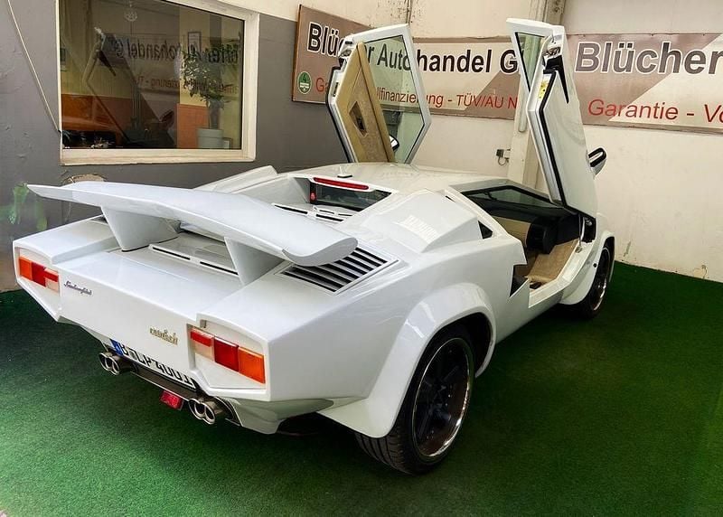 Weiß Gebraucht 1968 Lamborghini Countach Coupé | 63.900 € - Bild 1/4