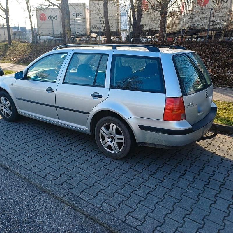 Gebraucht VW Golf IV 116 PS (85 kW) 2001 Silber Kombi
