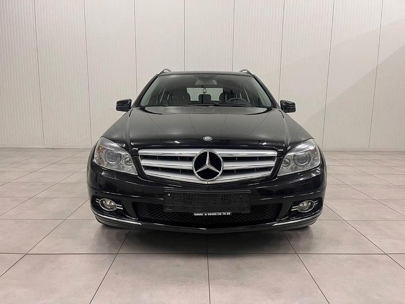 Gebraucht Mercedes C250 204 PS (150 kW) 2009 Schwarz Limousine