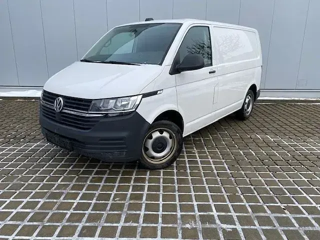 Gebraucht VW T6.1 Comfortline 150 PS (110 kW) 2020 Candy weiß Van