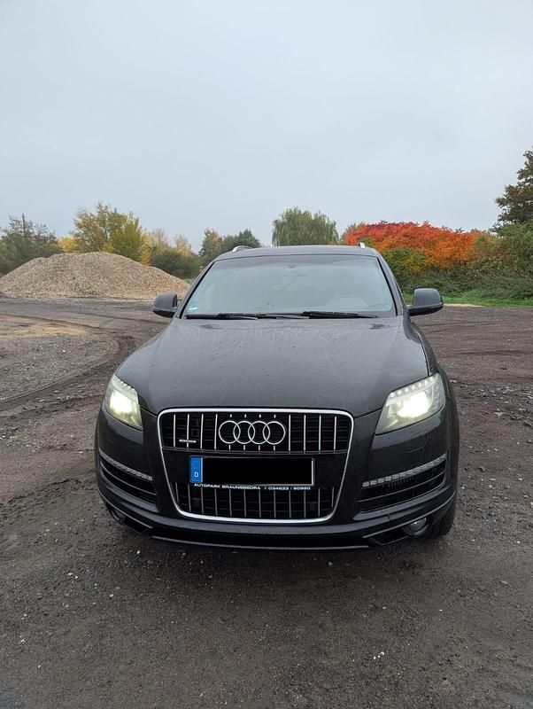 Schwarz Gebraucht 2011 Audi Q7 S-Line SUV | 13.490 € (Guter Preis) - Bild 1/4